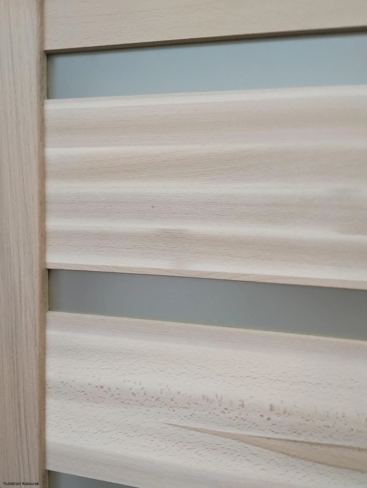 Dveře interiérové-soft-bukové částečně prosklené