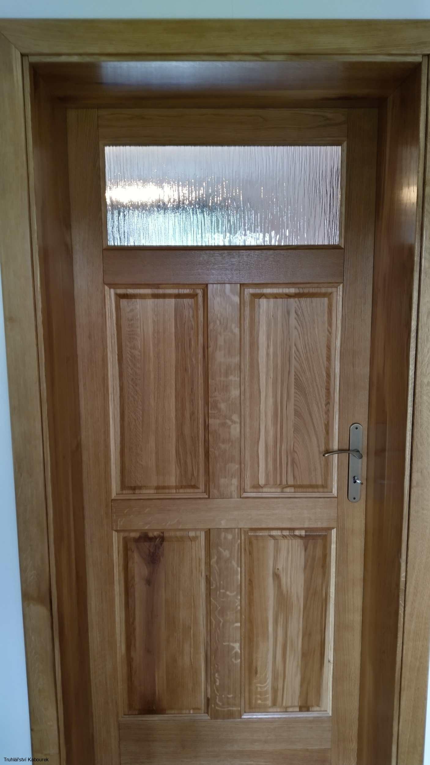 Dveře int. dubové částečně prosklené