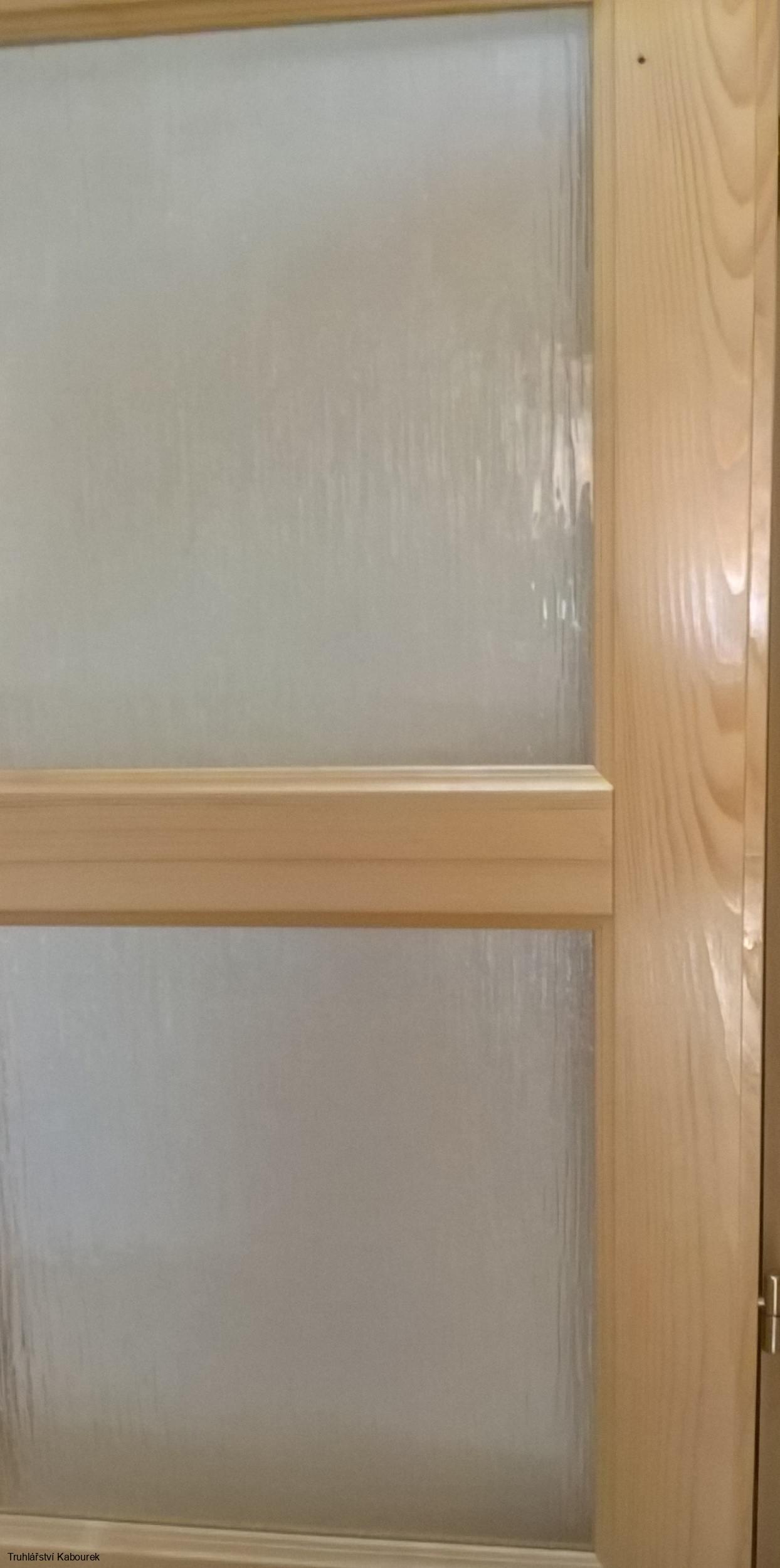 Dveře int. smrkové prosklené