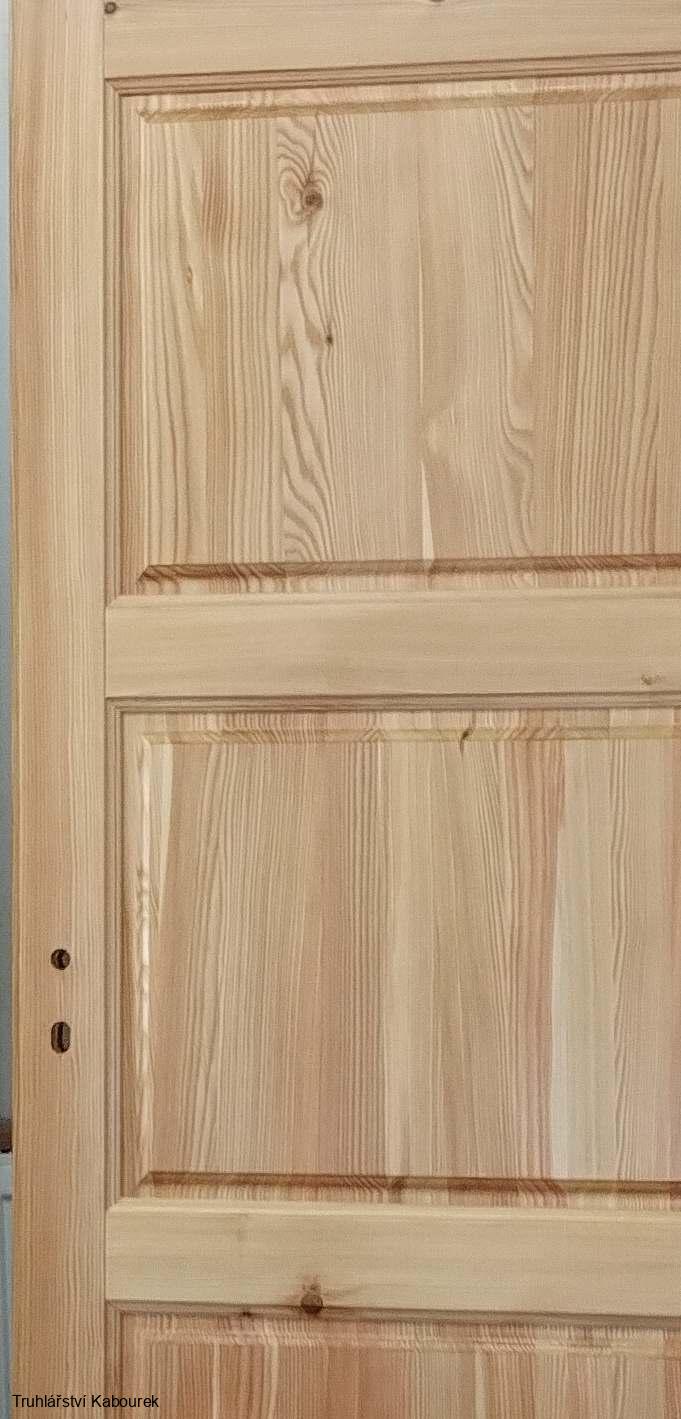 Dveře int. modřínové plné 
