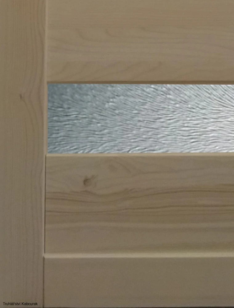 Dveře interiérové smrkové soft. prosklené