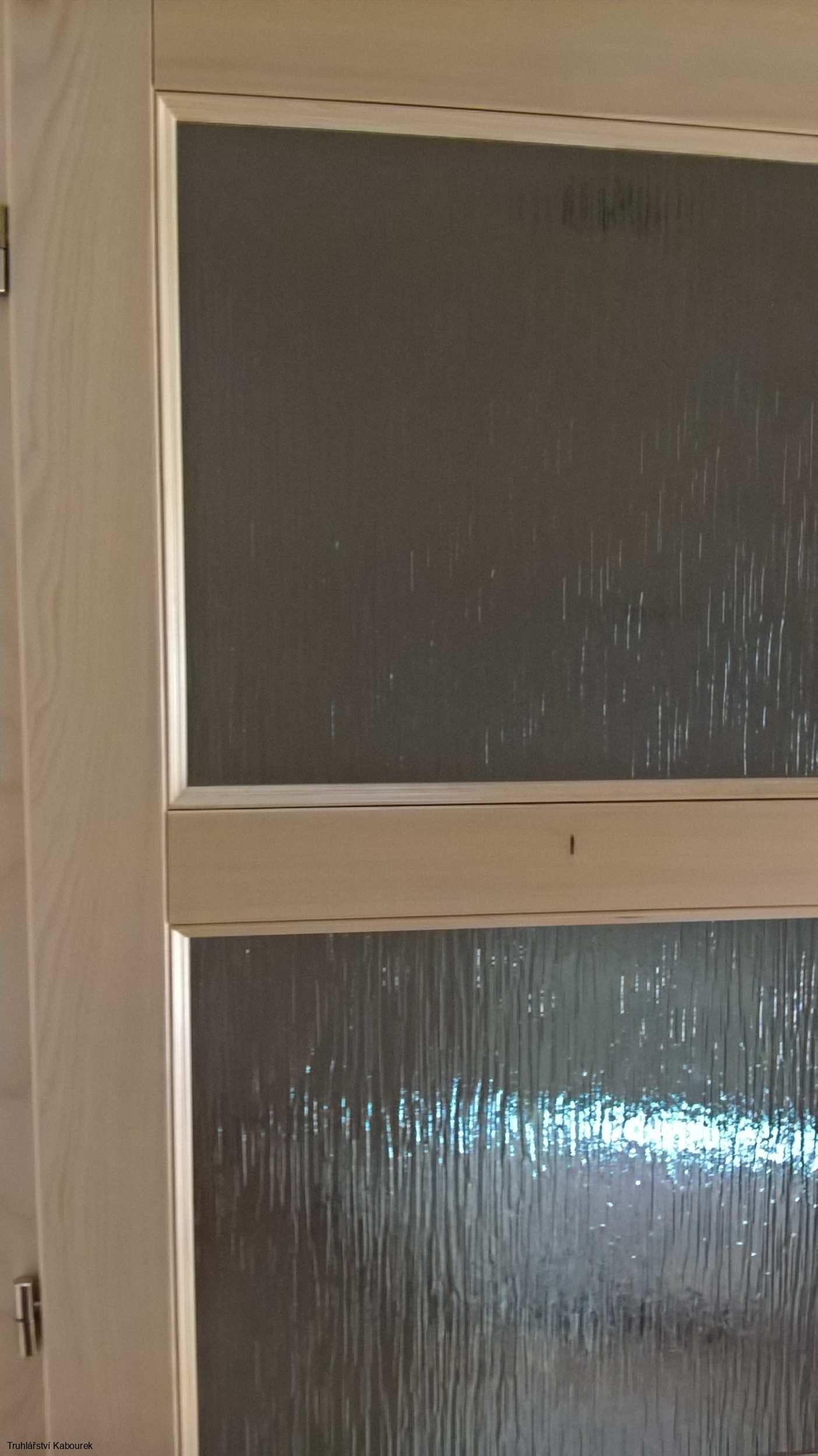 Dveře int. smrkové prosklené