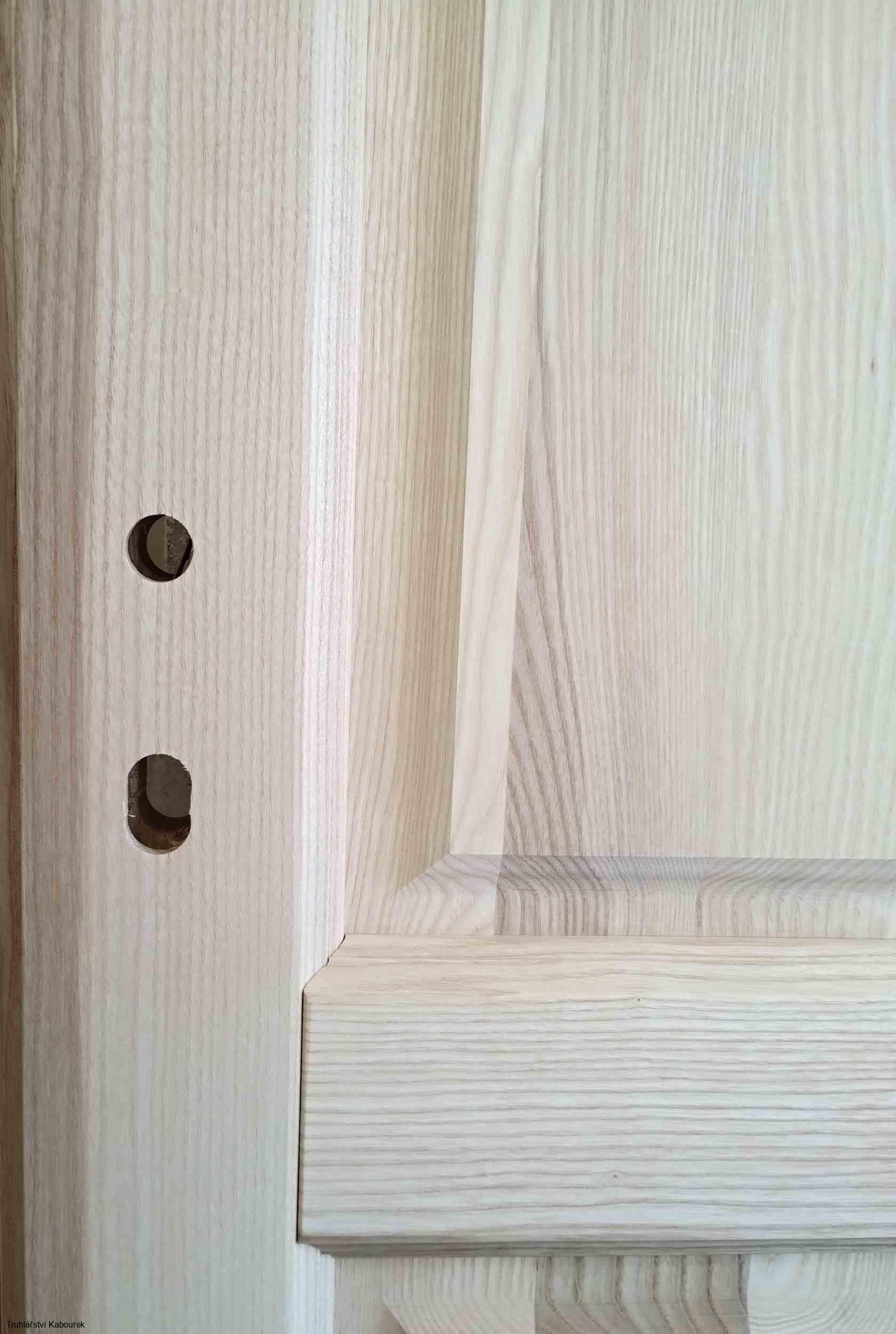 Dveře int. jasanové plné 