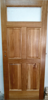 Dveře int. dubové částečně prosklené